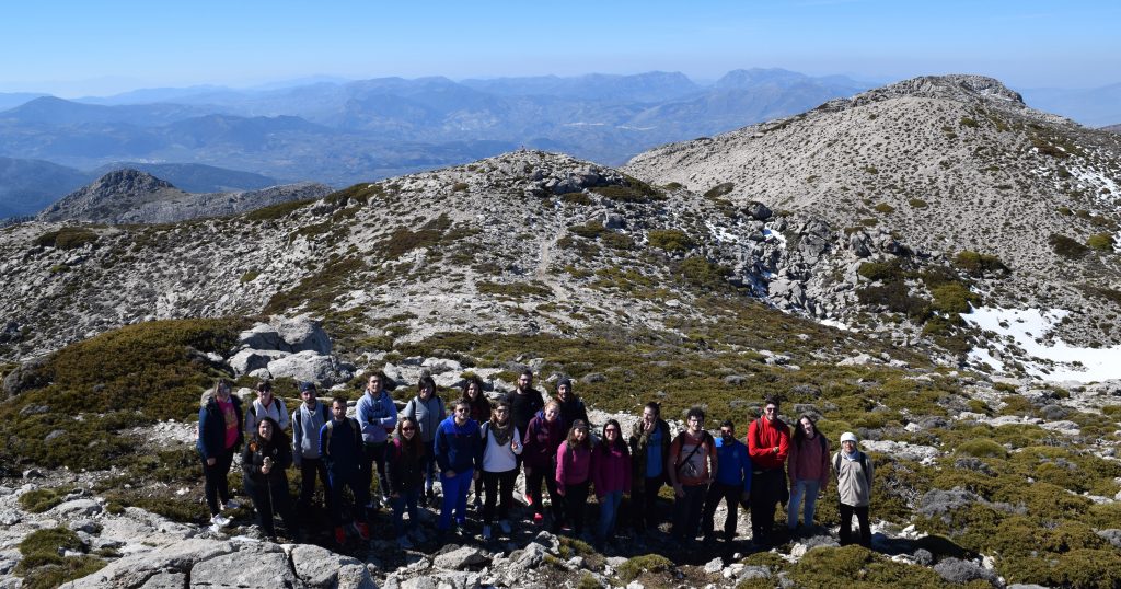 Foto de grupo en el Pico Mágina (2.167m)